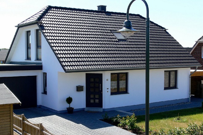 Разновидности и вариации мансардных крыш для частного дома