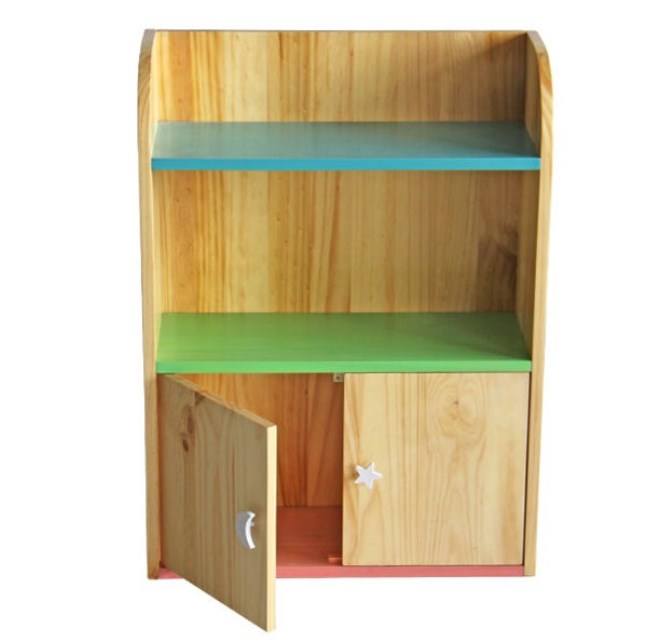 Деревянный шкаф для игрушек